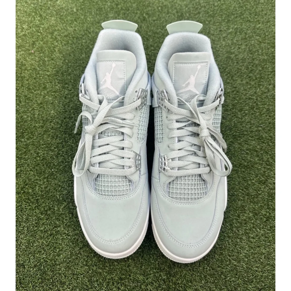 Air Jordan 4 Retro Seafoam Sail Womens Size 10.5 /Men’s Size 9 HV0823-003